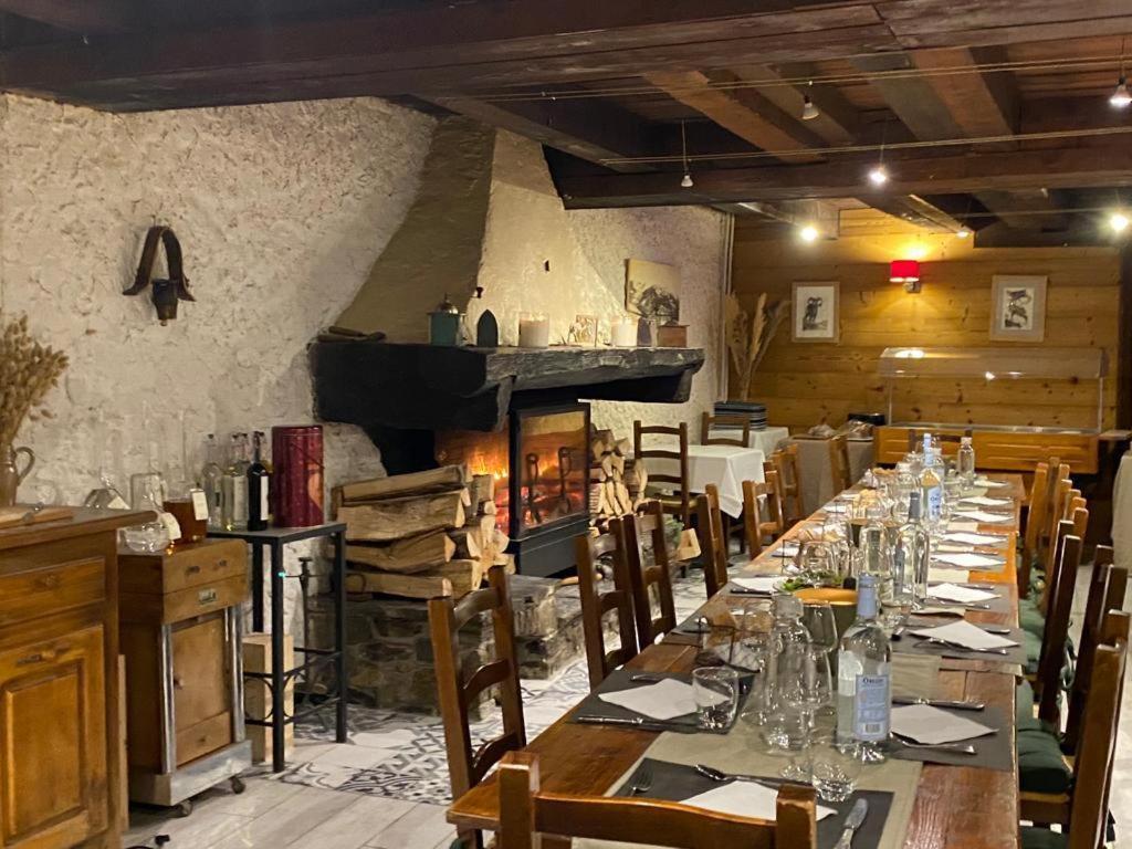 Le Prieure Hotel Uvernet-Fours Eksteriør billede