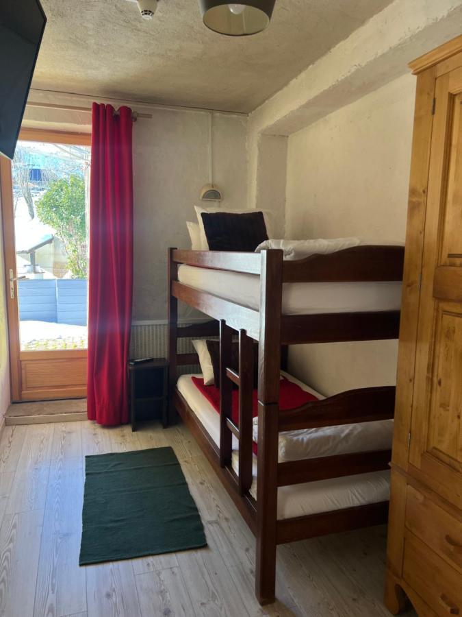 Le Prieure Hotel Uvernet-Fours Eksteriør billede